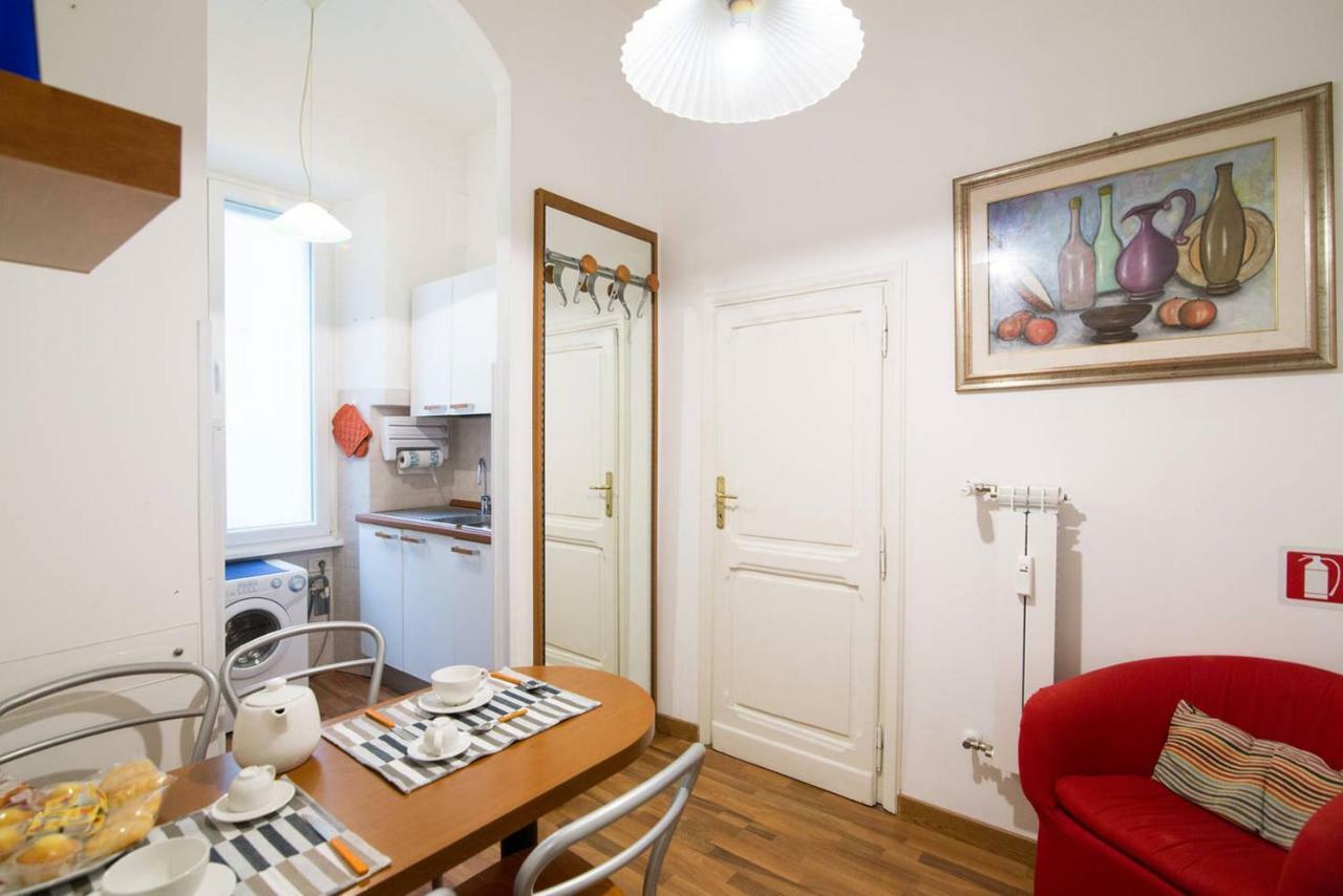Apartamento Parvula Domus Al Colosseo Roma